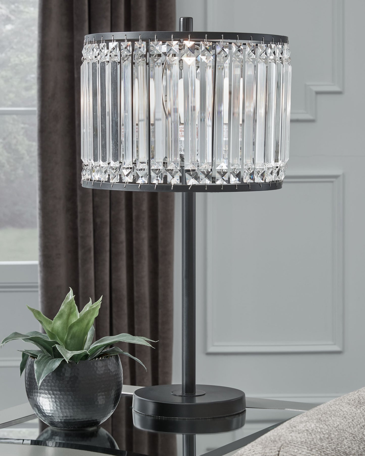 Gracella - Metal Table Lamp