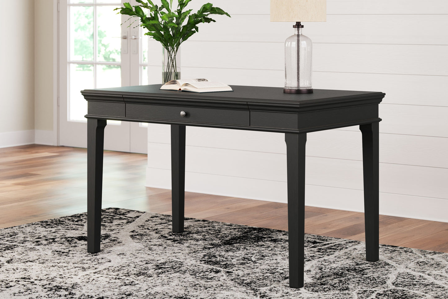 Beckincreek - Black - Home Office Small Leg Desk