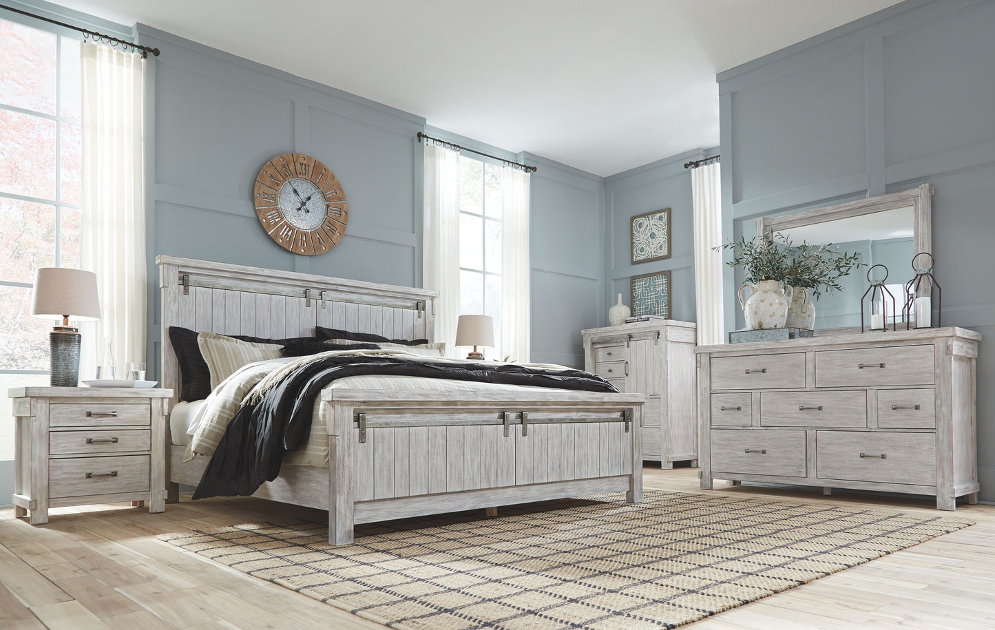 Brashland - White - Three Drawer Night Stand