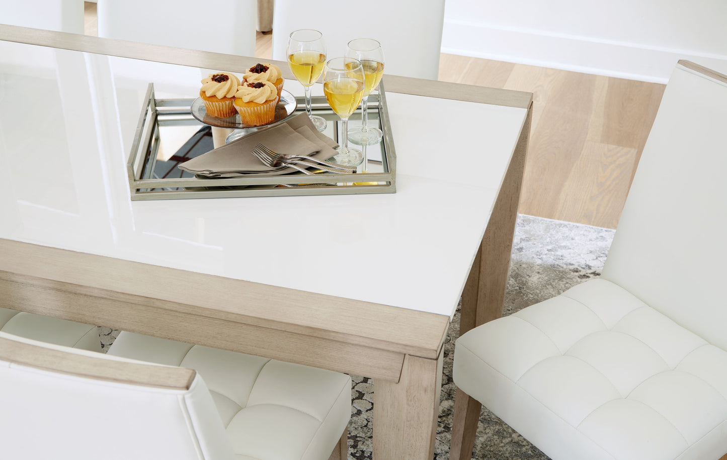 Wendora - Bisque / White - Rectangular Dining Room Table