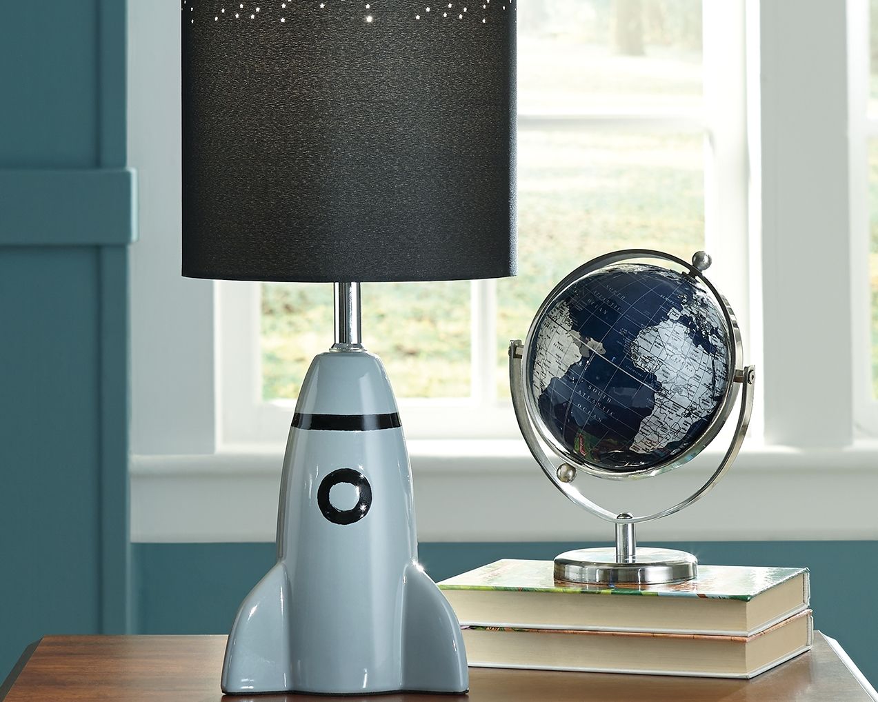 Cale - Gray / Black - Ceramic Table Lamp