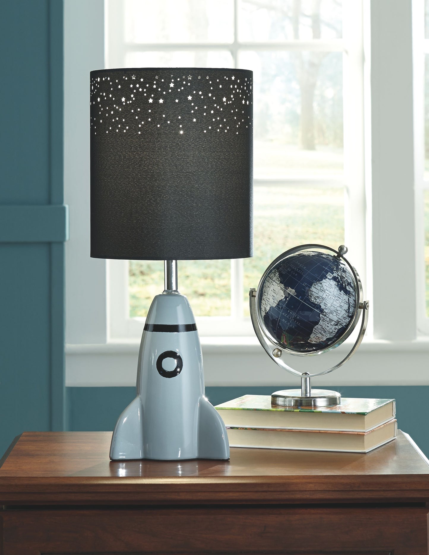 Cale - Gray / Black - Ceramic Table Lamp