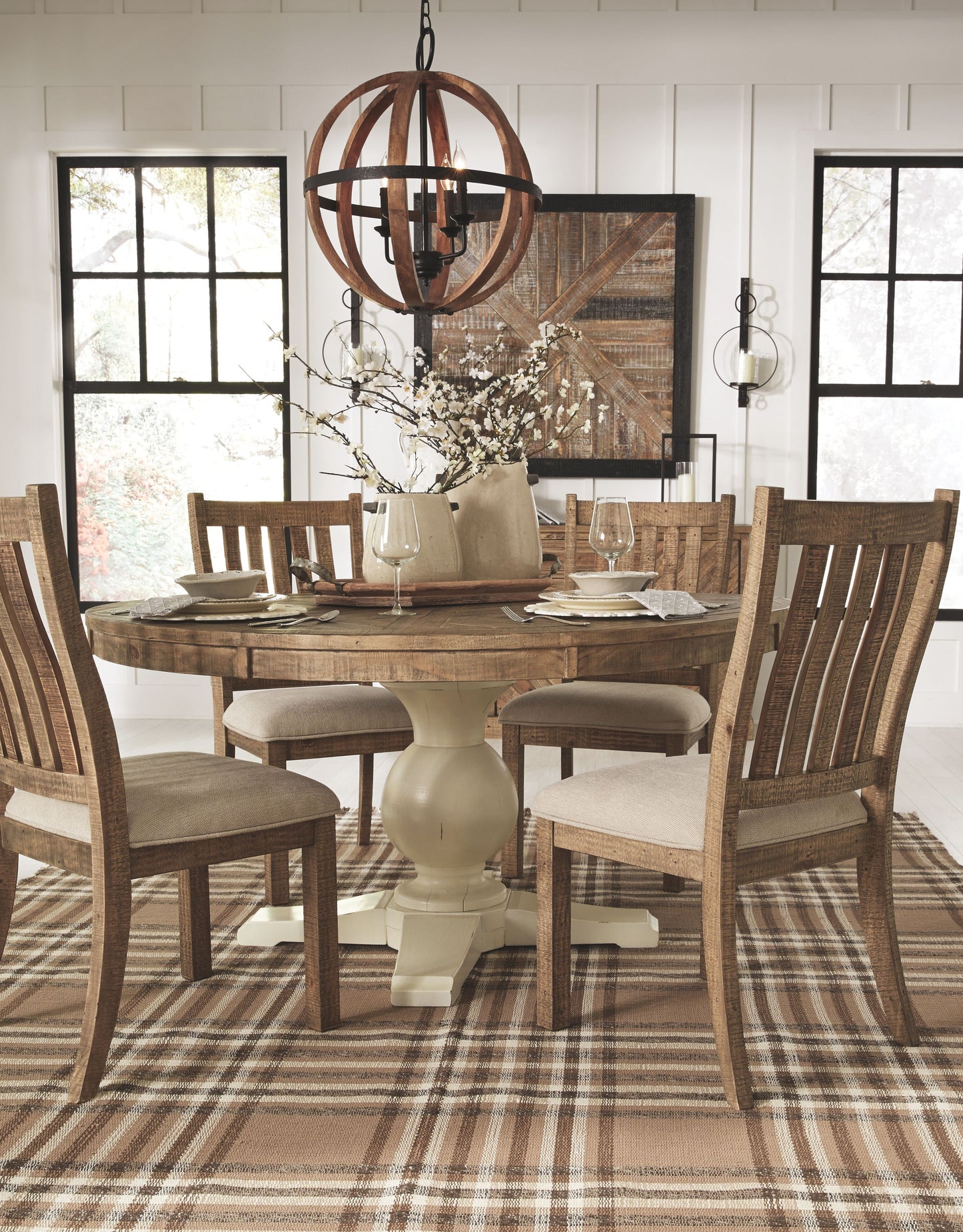 Grindleburg - Light Brown - Dining Uph Side Chair (Set of 2)