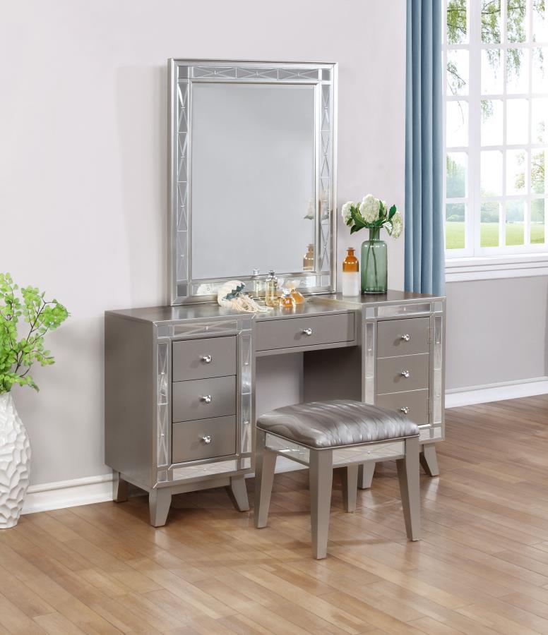 Leighton - 3-Piece Vanity Set - Metallic Platinum