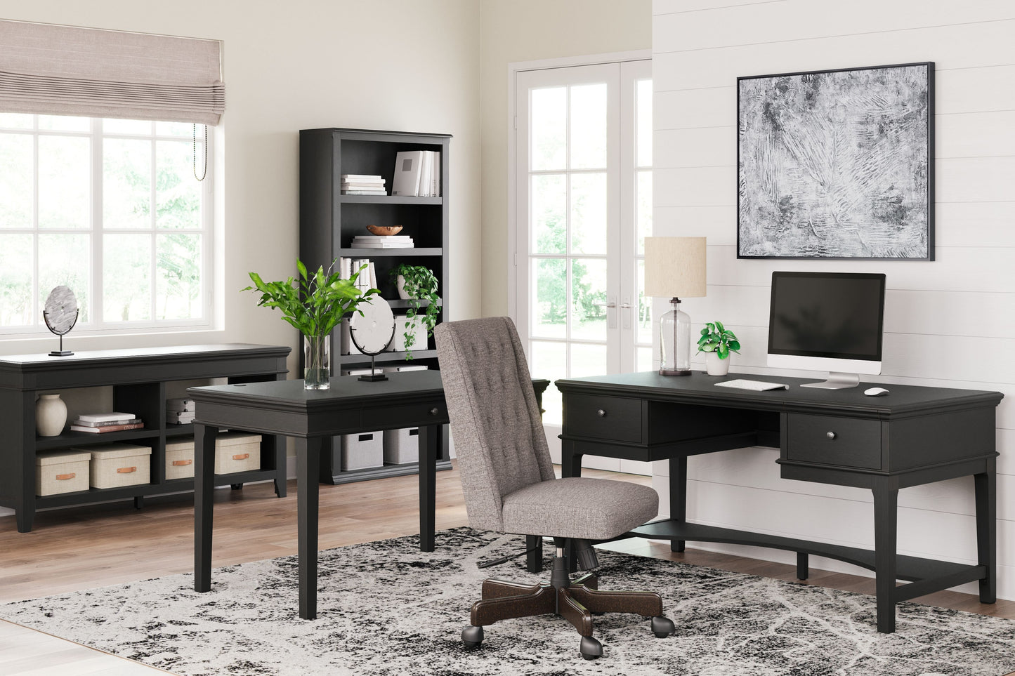 Beckincreek - Black - Home Office Small Leg Desk