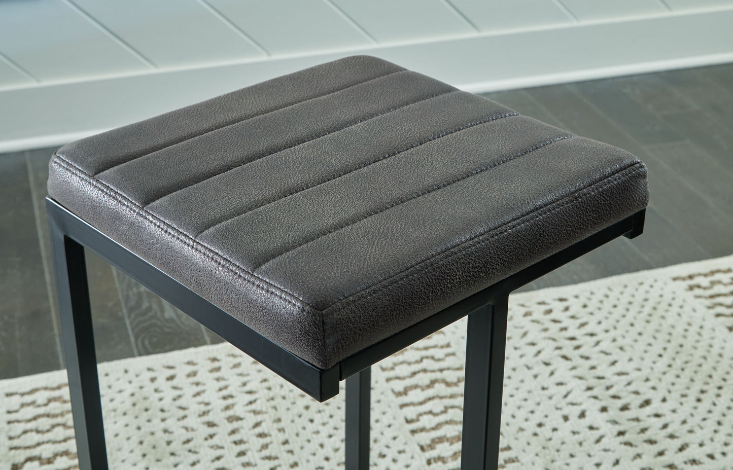 Strumford - Gray / Black - Upholstered Barstool (Set of 2)