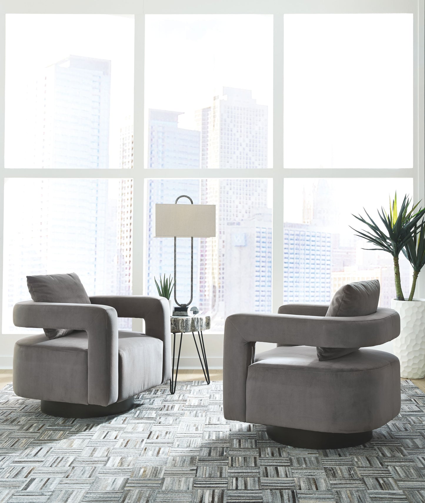 Alcoma - Otter - Swivel Accent Chair