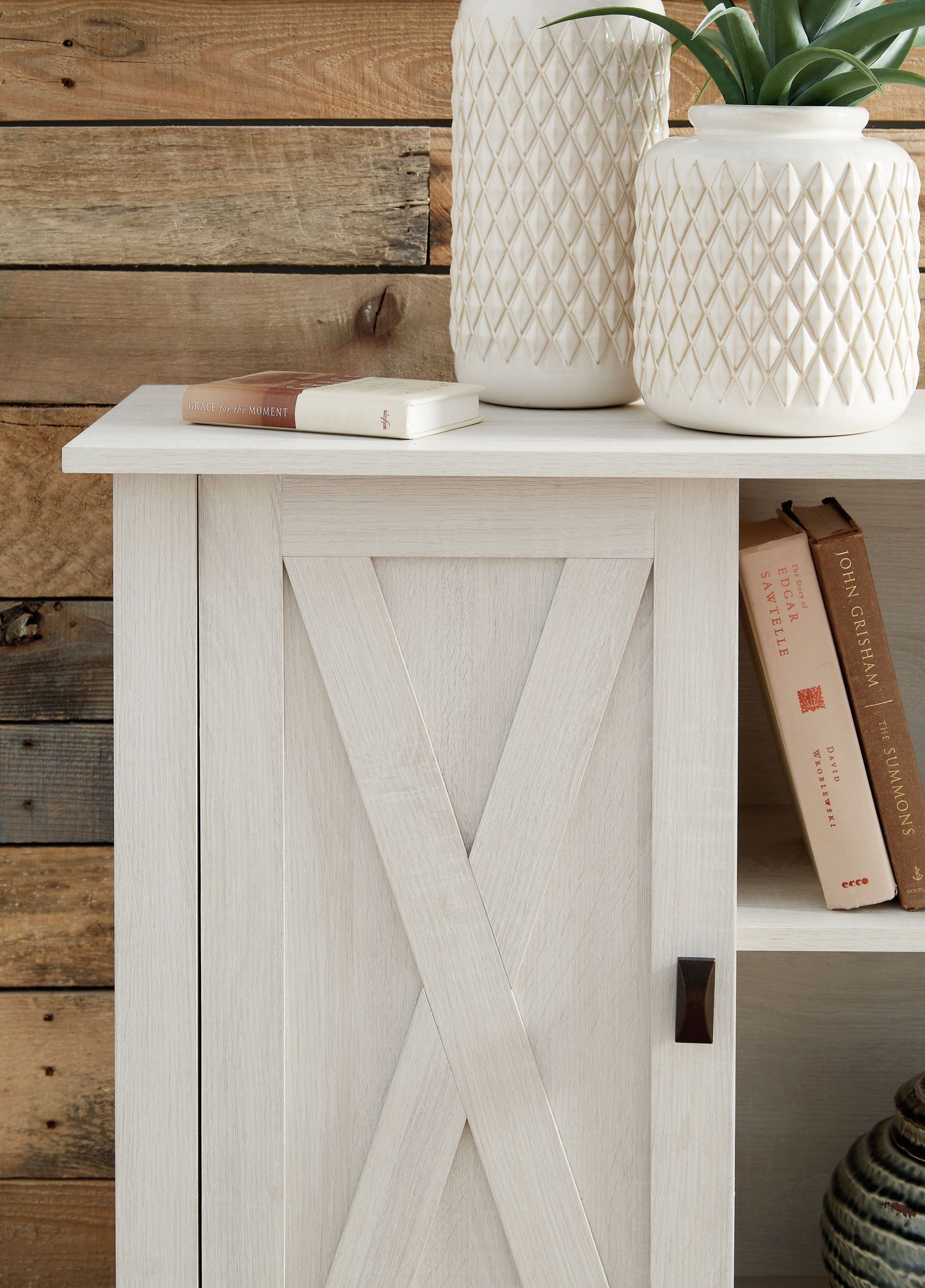 Turnley - Accent Cabinet