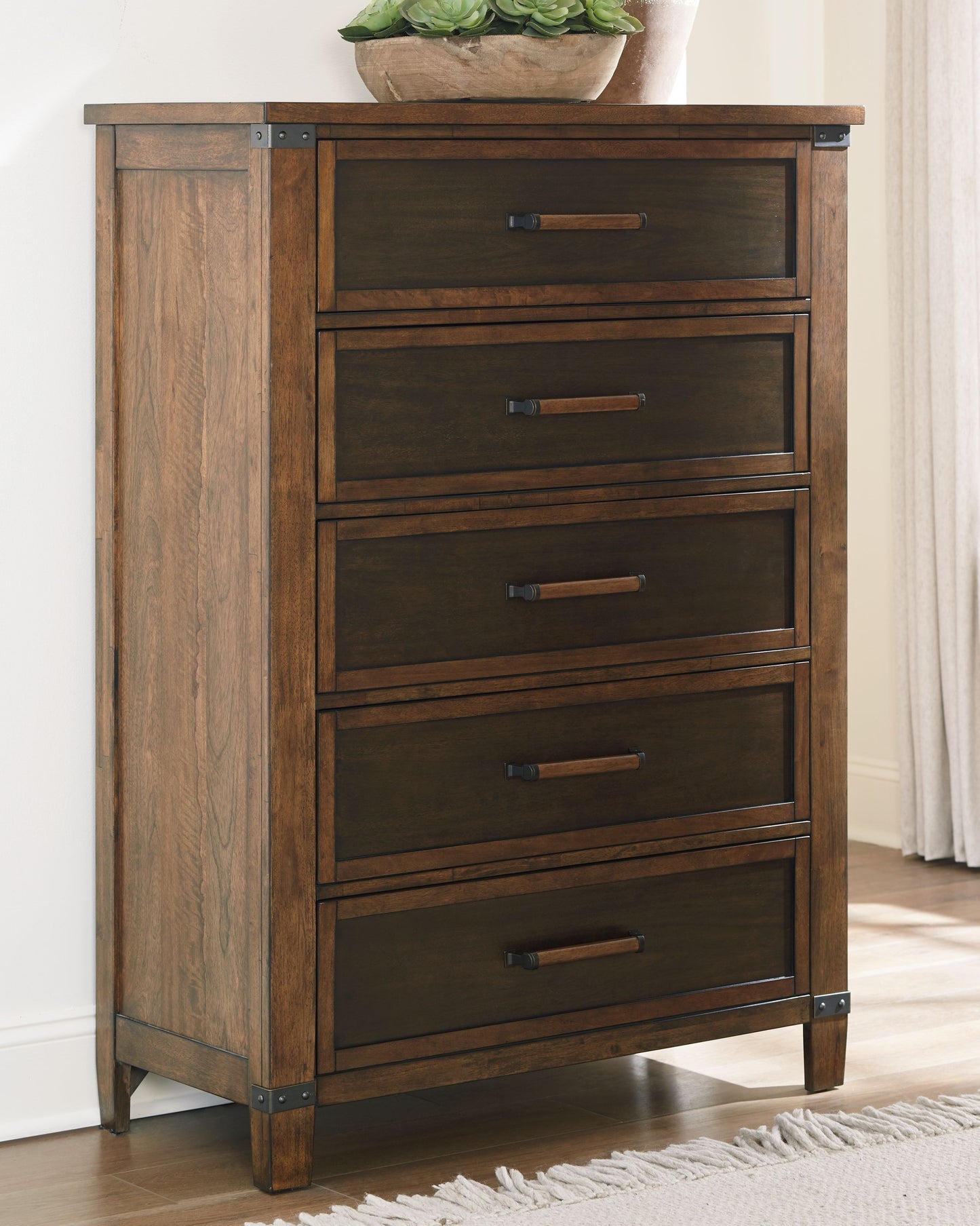 Wyattfield - Brown / Beige - Five Drawer Chest