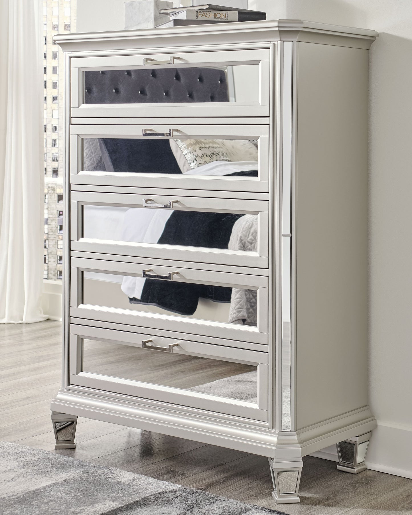 Lindenfield - Silver - Five Drawer Chest