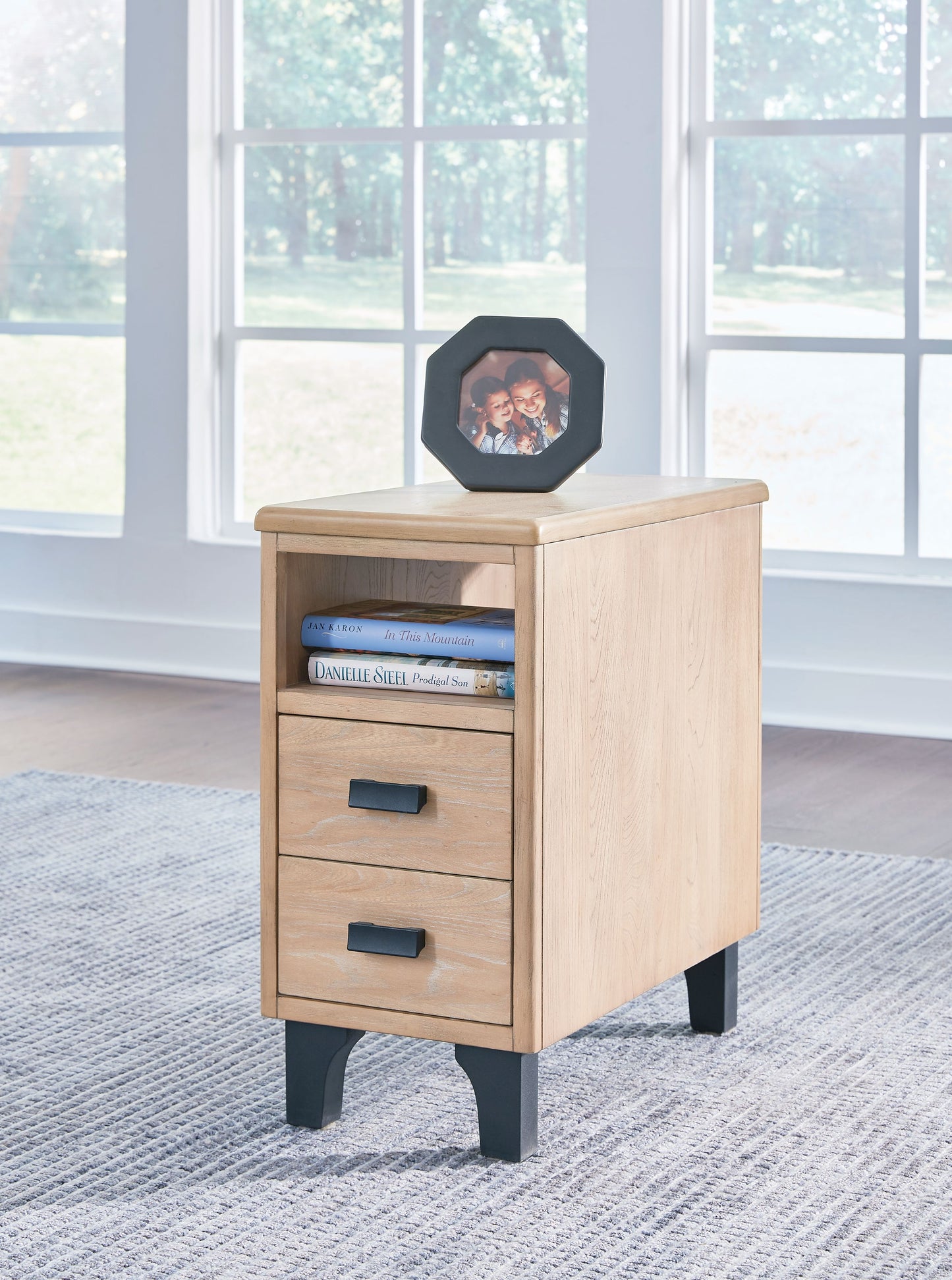 Freslowe - Light Brown / Black - Chair Side End Table - Open Cubby