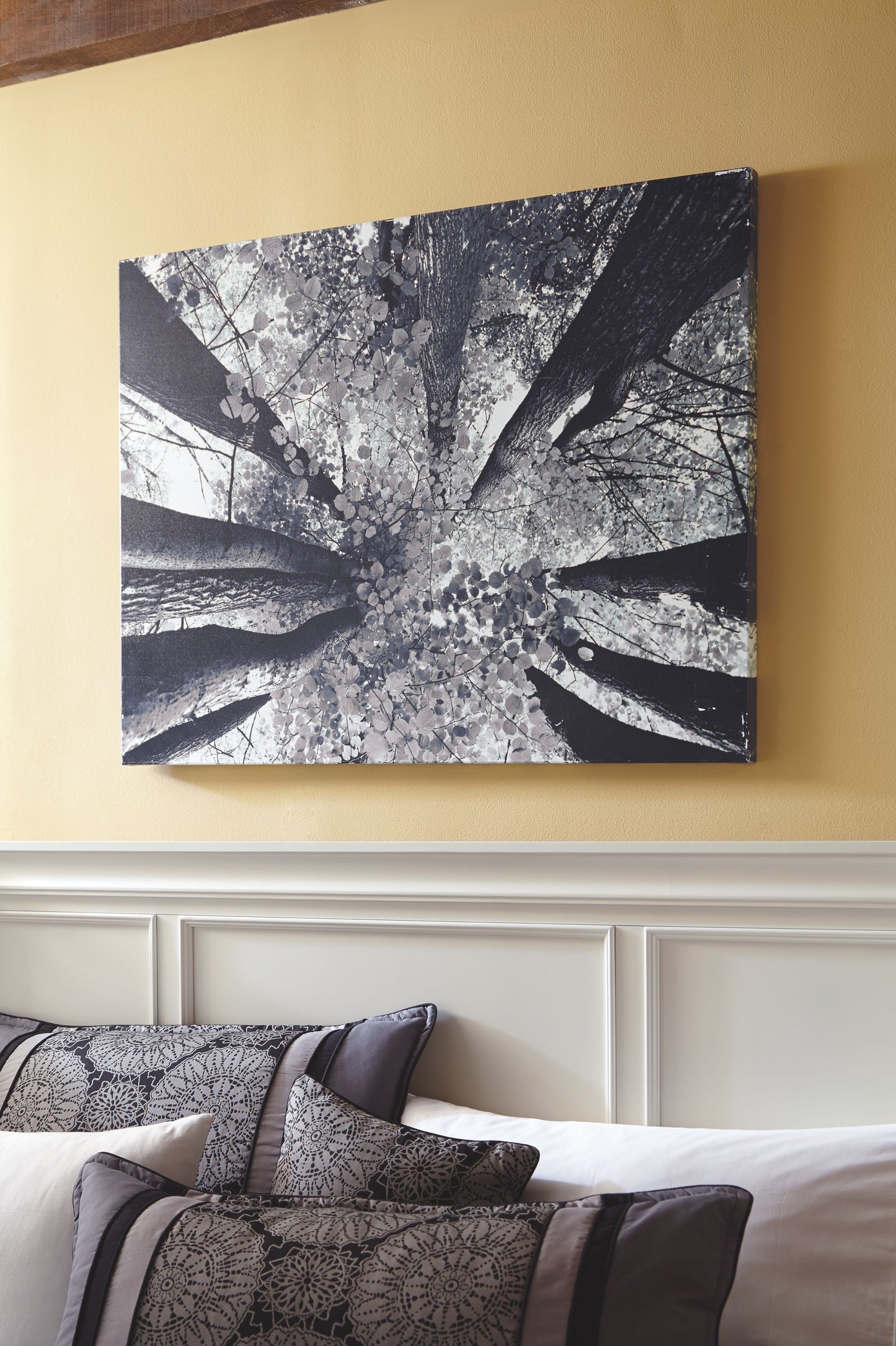 Ananya - Black / White - Wall Art